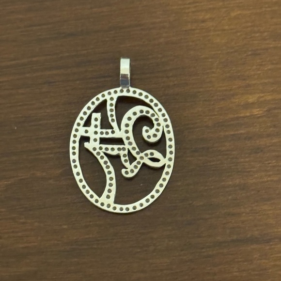Jude Frances 24/7 diamond pendant - Picture 2 of 2